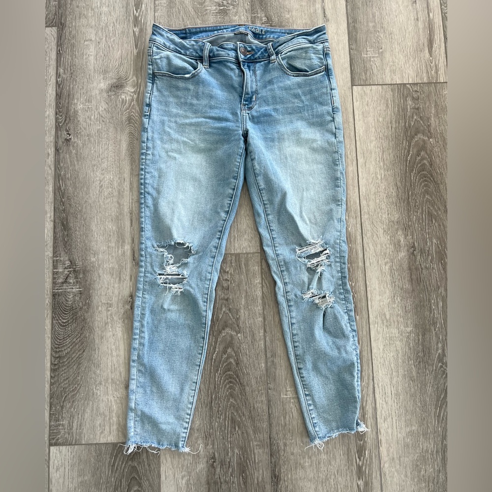 American Eagle woman’s size 10 distressed jeggings